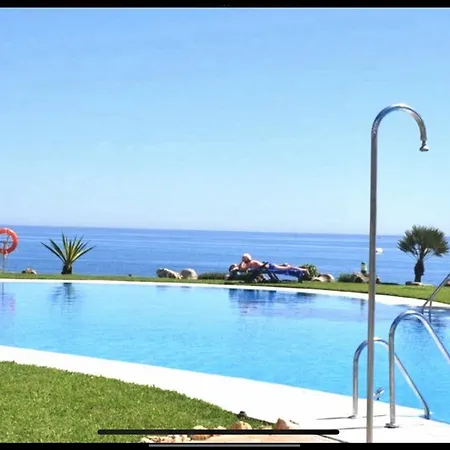 Apartment Mi Capricho Beachfront 400 - With Sea Views Costa Del Sol