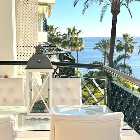Mi Capricho Beachfront 400 - With Sea Views Costa Del Sol Apartment Sitio de Calahonda