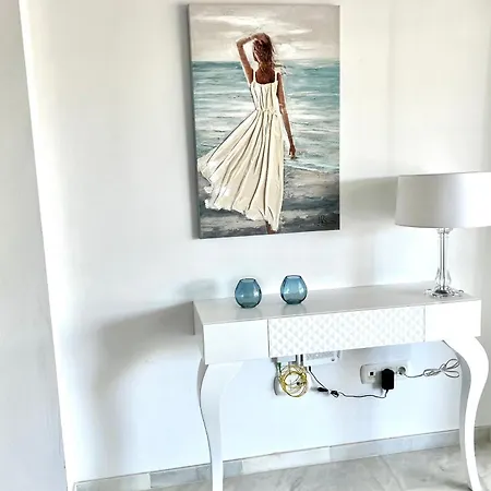 Apartment Mi Capricho Beachfront 400 - With Sea Views Costa Del Sol Sitio de Calahonda