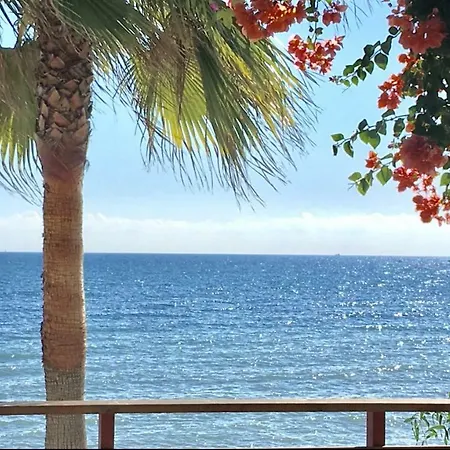 Apartment Mi Capricho Beachfront 400 - With Sea Views Costa Del Sol